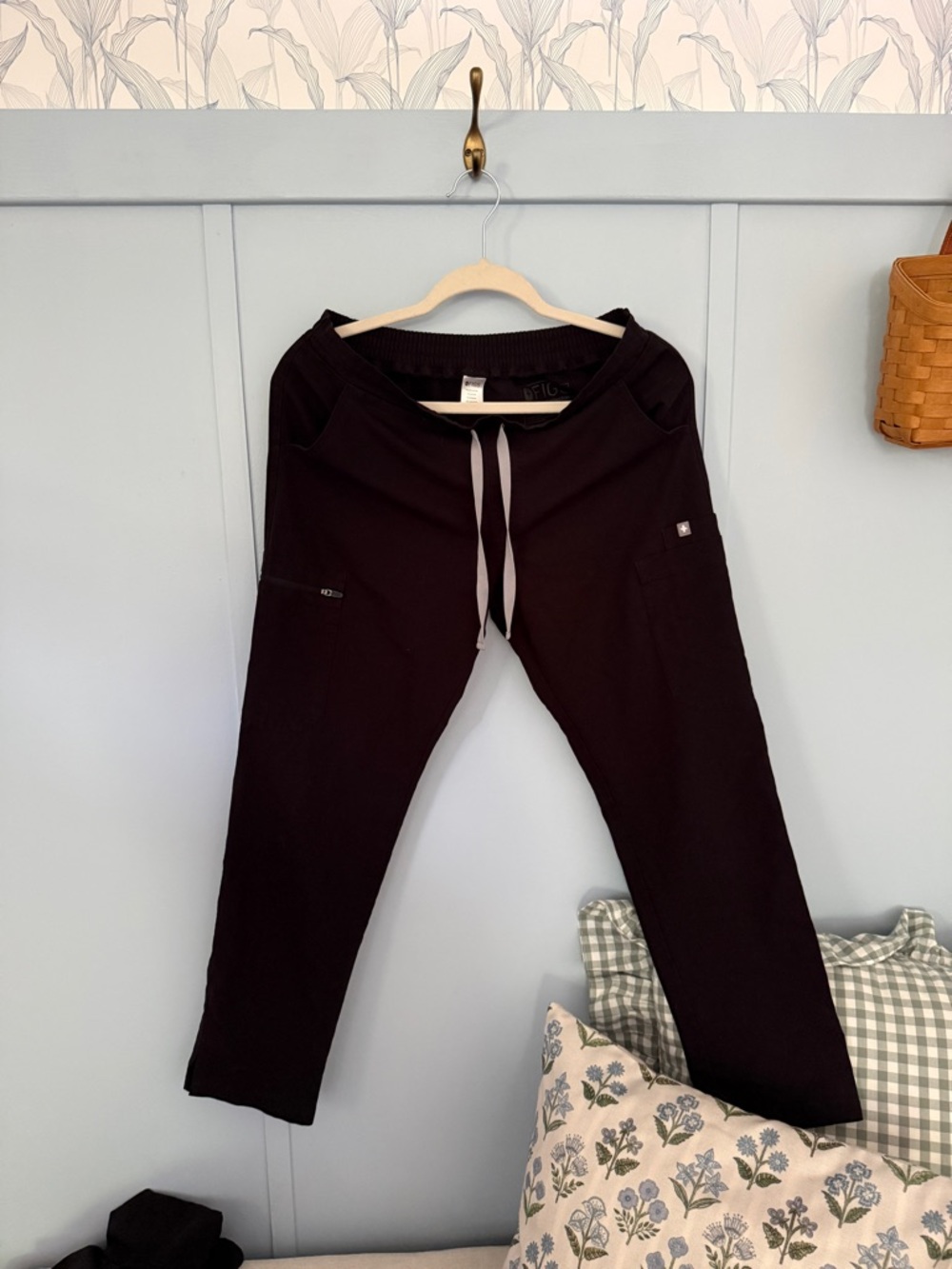 Figs Straight Leg Scrub Pants